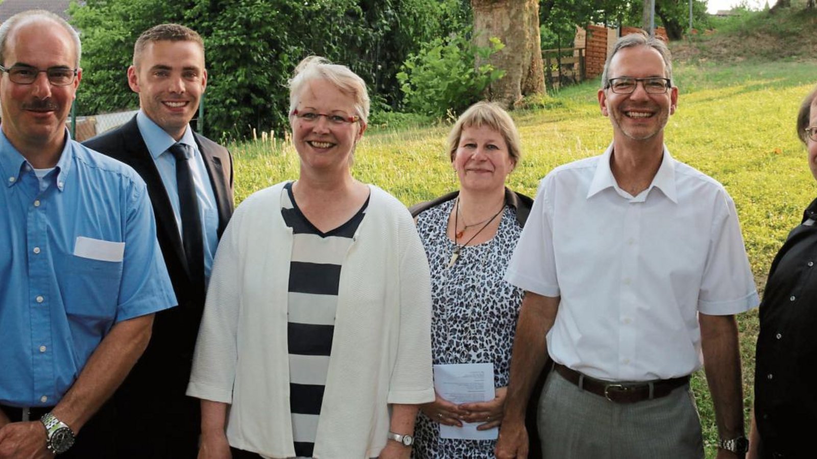 Die Oberriexinger Kandidaten: von links Ralph Bechtle, Frank Wittendorfer, Beate Fetzer, Ulrike Sturm, Thomas Hanisch und Ulrich Raisch. Fotos: Bögel Die Oberriexinger Kandidaten: von links Ralph Bechtle, Frank Wittendorfer, Beate Fetzer, Ulrike Sturm, Thomas Hanisch und Ulrich Raisch. Fotos: Bögel