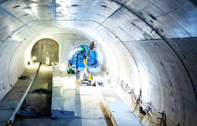 Der Anschluss des künftigen Tunnel Wartberg (links im Bild zu sehen ) ist im Tunnel vom Hauptbahnhof nach Bad Cannstatt vorbereitet.<span class='image-autor'>Foto: /Deutsche Bahn/Jannik Walter</span>