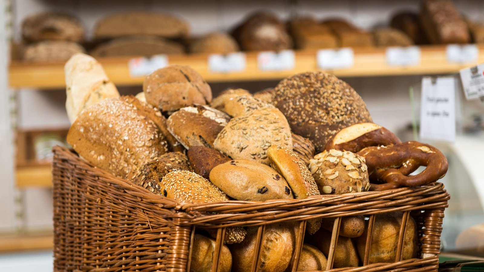 Brot gehört in Deutschland einfach zum Essen. Dabei setzt man am besten auf Vollkorn.Foto: Stock Adobe/Picture-Factory Brot gehört in Deutschland einfach zum Essen. Dabei setzt man am besten auf Vollkorn.Foto: Stock Adobe/Picture-Factory