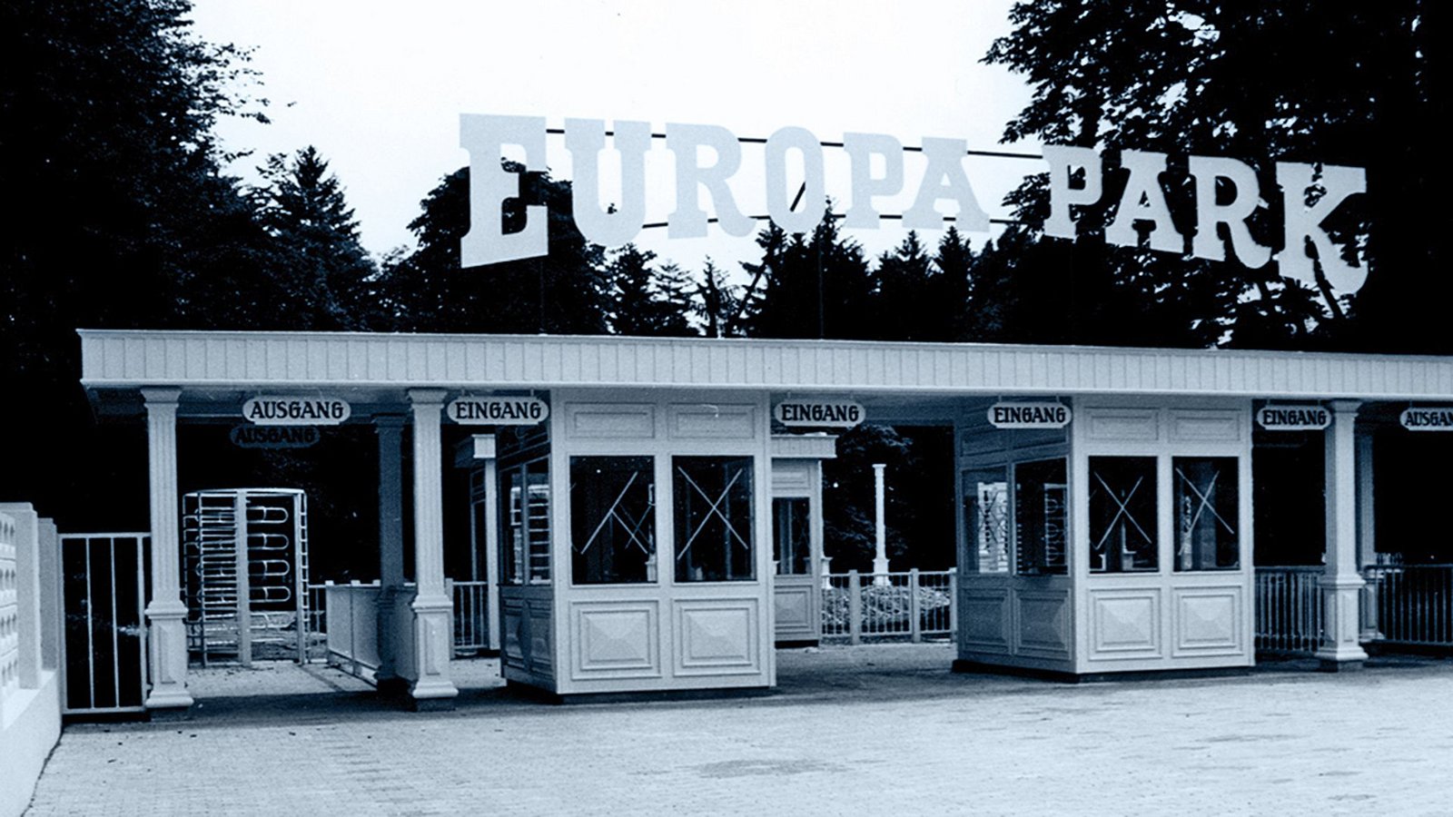 Nach zweijähriger Bau- und Planungszeit konnte der Park am 12. Juli 1975 seine Tore öffnen.Foto: Europa-Park/Europa-Park Nach zweijähriger Bau- und Planungszeit konnte der Park am 12. Juli 1975 seine Tore öffnen.Foto: Europa-Park/Europa-Park