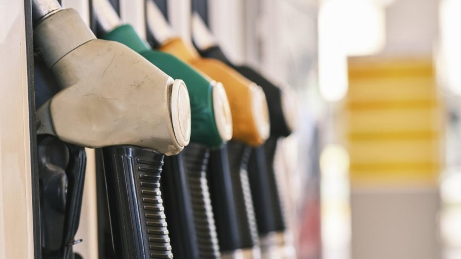 Teures Tanken. Foto: engin_akyurt/pixabay.com Teures Tanken. Foto: engin_akyurt/pixabay.com