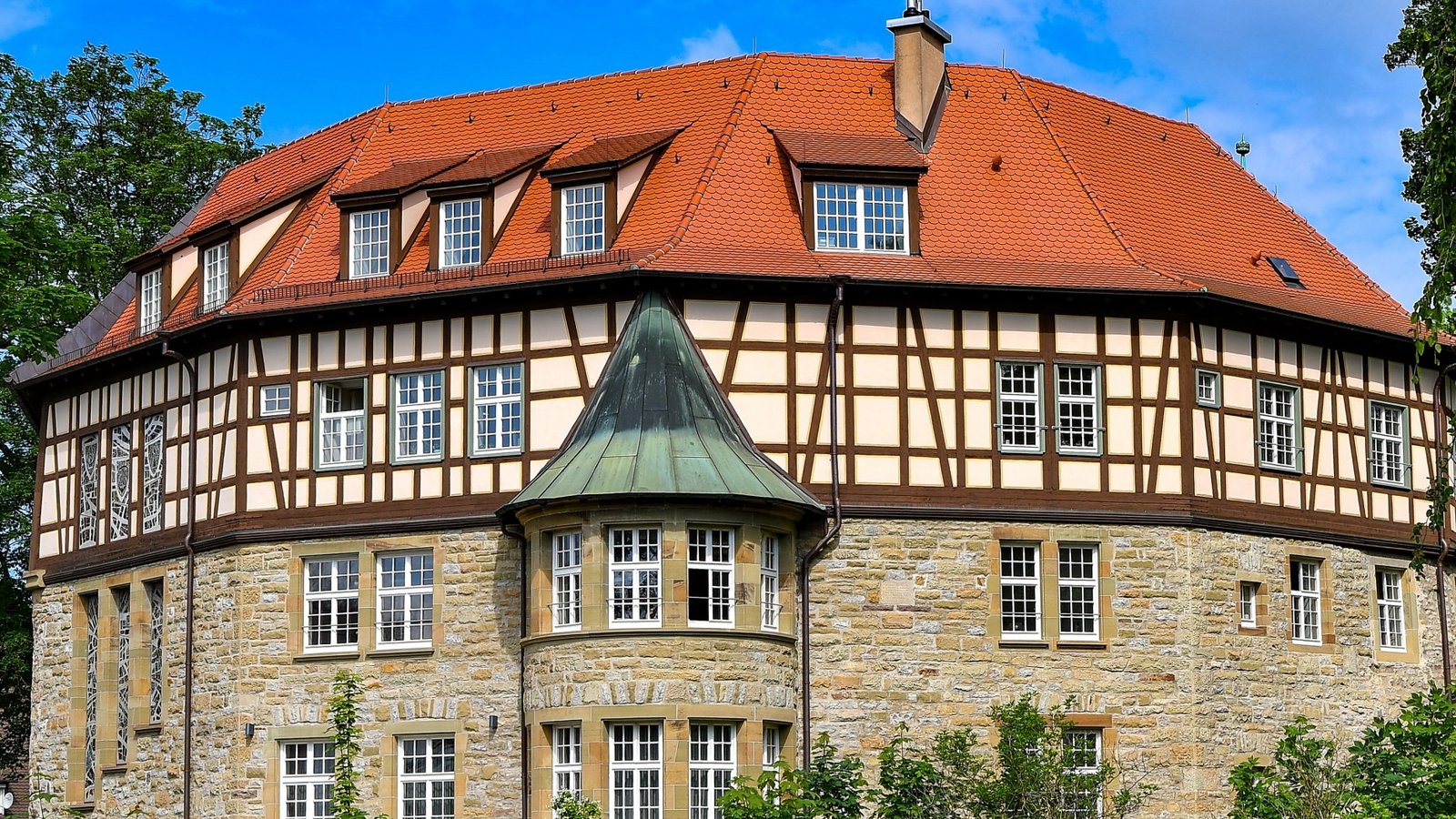 Der Sachsenheimer Schlossgarten soll zum gemeinsamen Treffpunkt für alle Altersklassen werden. Archivfoto: Kalb