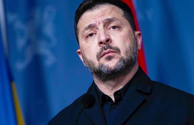 Der ukrainische Präsident Wolodymyr Selenskyj ist nach eigenen Angaben bereit, im Ukraine-Krieg die derzeitigen Frontlinien zu akzeptieren und damit den langjährigen Konflikt zu beenden.<span class='image-autor'>Cornelius Poppe/NTB Scanpix/AP/dpa</span>