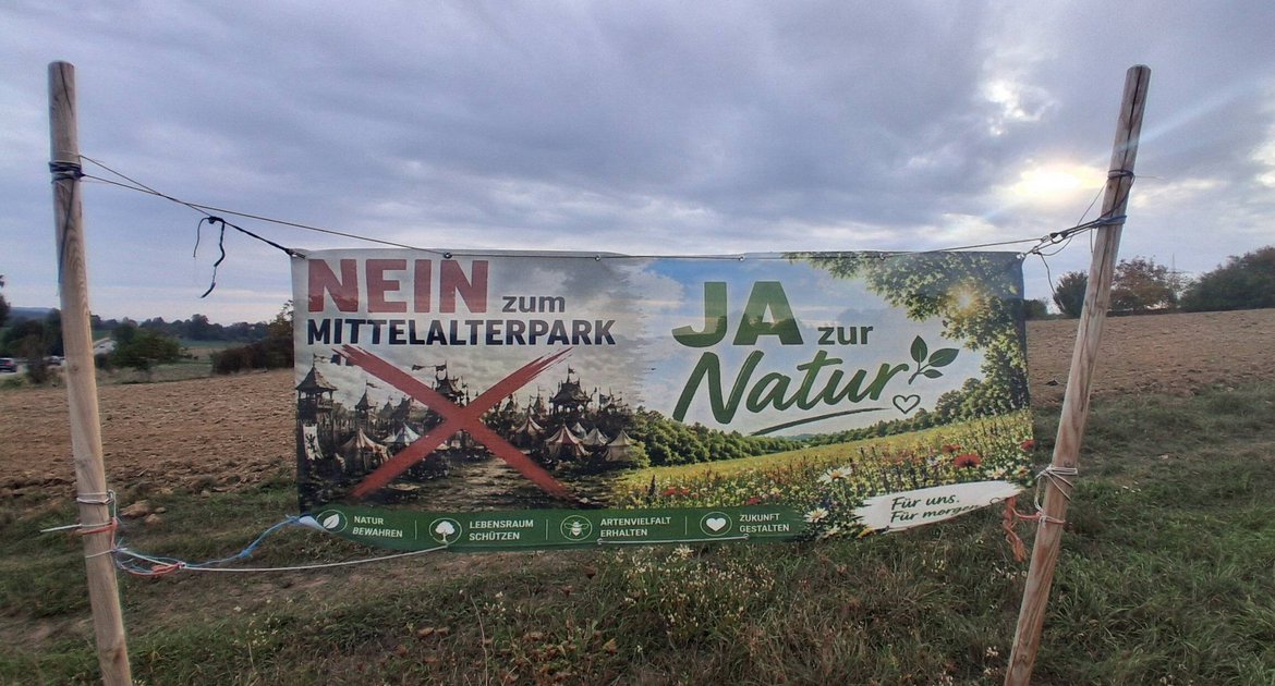 Mittelalter-Erlebniswelt Marktstein Protest Bürgerinitiative "Zukunft Vaihingen" Kleinglattbach Feldweg Acker Landwirtschaft Investor Christoph Schlude
