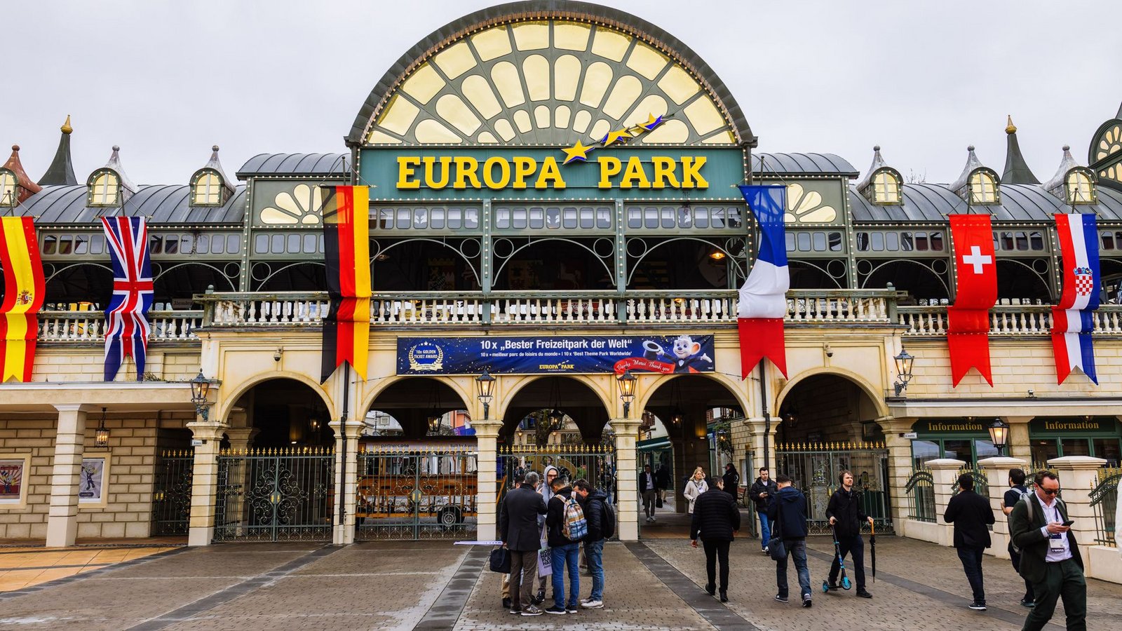 Ein Stromausfall sorgt im Europa-Park für lange Gesichter (Archivbild).Foto: dpa/Philipp von Ditfurth Ein Stromausfall sorgt im Europa-Park für lange Gesichter (Archivbild).Foto: dpa/Philipp von Ditfurth