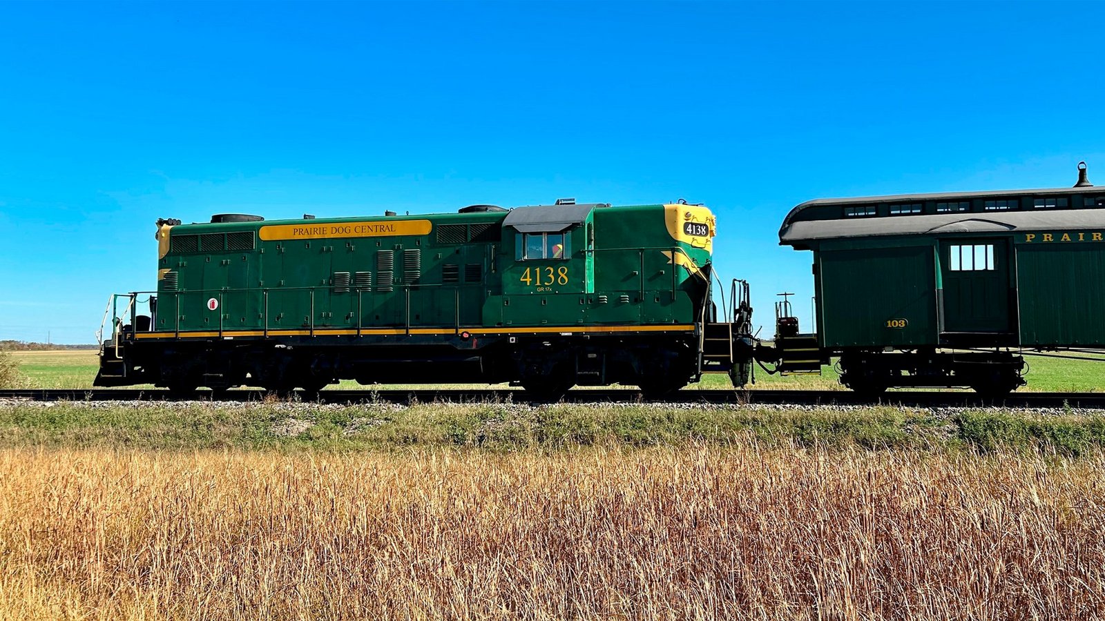 Kanada: Die Prairie Dog Central Railway verkehrt mit ihrem historischen Zug im Umland von Winnipeg.Foto: SWR/Kirsten Ruppel Kanada: Die Prairie Dog Central Railway verkehrt mit ihrem historischen Zug im Umland von Winnipeg.Foto: SWR/Kirsten Ruppel
