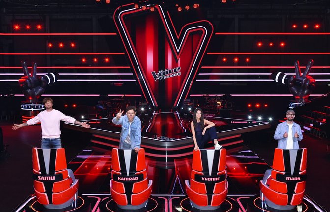 Die Coaches von "The Voice of Germany" 2024 (v.l.n.r.): Samu Haber, Kamrad, Yvonne Catterfeld und Mark Forster.<span class='image-autor'>Foto: Joyn/André Kowalski</span>
