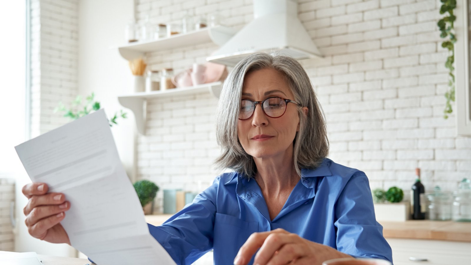 Ob die Minijob-Grenze auf 600 Euro steigt, hängt von der Entwicklung des gesetzlichen Mindestlohns ab.Foto: Ground Picture/ Shutterstock