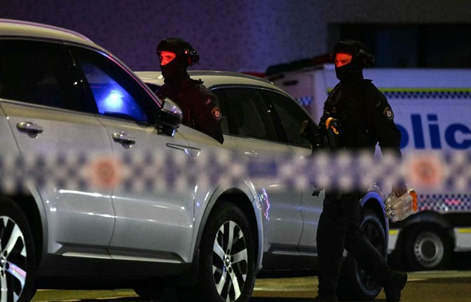 Am weltbekannten Bondi Beach im australischen Sydney sind bei einem Schusswaffenangriff  mindestens elf Menschen getötet worden.<span class='image-autor'>Foto: AFP/SAEED KHAN</span>