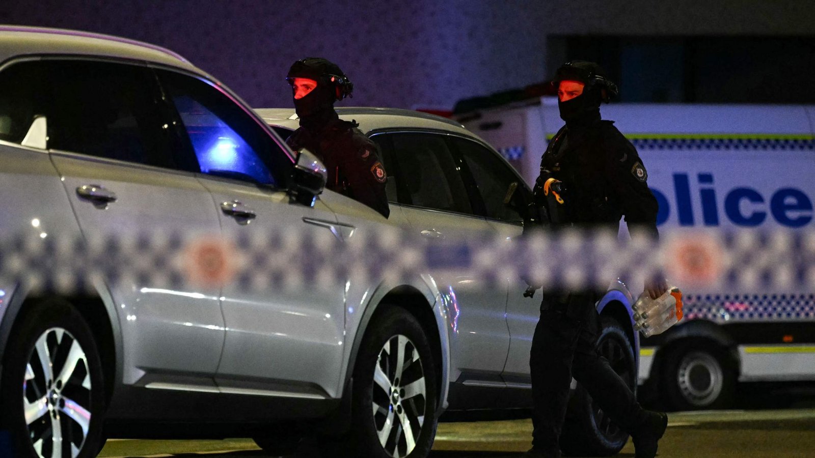 Am weltbekannten Bondi Beach im australischen Sydney sind bei einem Schusswaffenangriff  mindestens elf Menschen getötet worden.Foto: AFP/SAEED KHAN