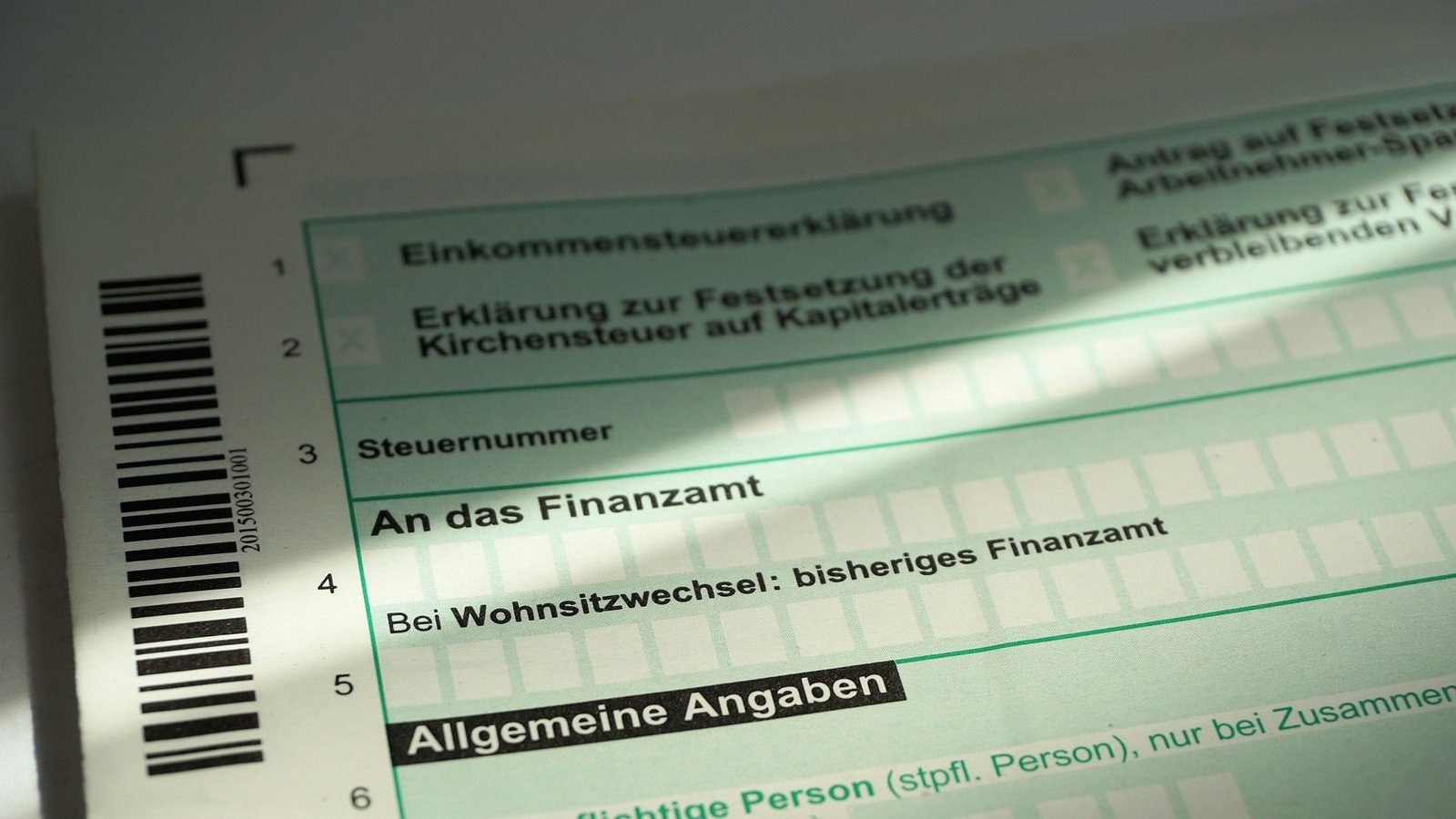 Hier in Papier, aber dennoch online zu empfehlen: Das Ausfüllen der Steuererklärung.Foto: Pixabay Andreas Lischka/Andreas Lischka