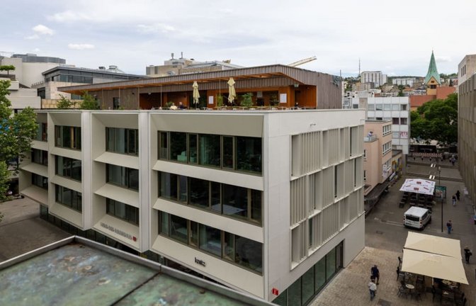 Nach teurem Totalumbau ist das Haus des Tourismus ein schmuckes Gebäude - nur ist es nicht im Besitz der Stadt, die den Umbau nahezu vollständig bezahlt hat.<span class='image-autor'>Lichtgut/Leif Piechowski</span>
