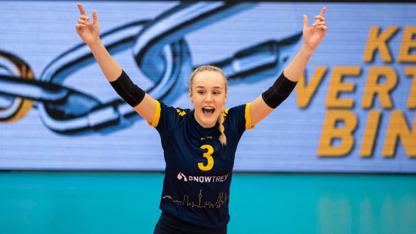 In der kommenden Saison im Trikot der Blaubären aus Flacht: Viktoria Dörschug in den Farben von DSHS SnowTrex Köln.IMAGO/BEAUTIFUL SPORTS/Duehring