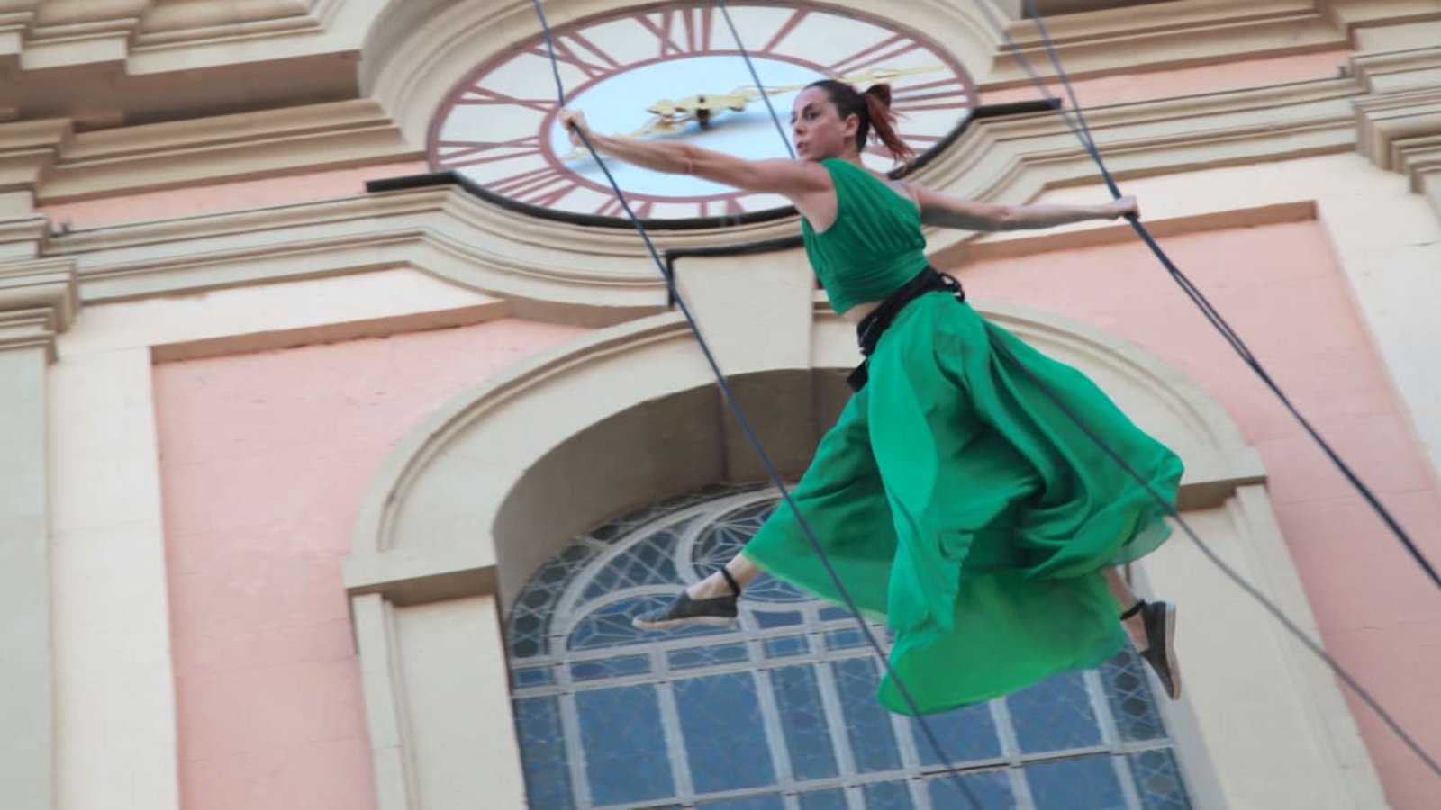 Die Tanzkompanie Il Posto hat am Abend bei den Schlossfestspielen Ludwigsburg für Aufsehen gesorgt.Nellie Krautschneider Die Tanzkompanie Il Posto hat am Abend bei den Schlossfestspielen Ludwigsburg für Aufsehen gesorgt.Nellie Krautschneider