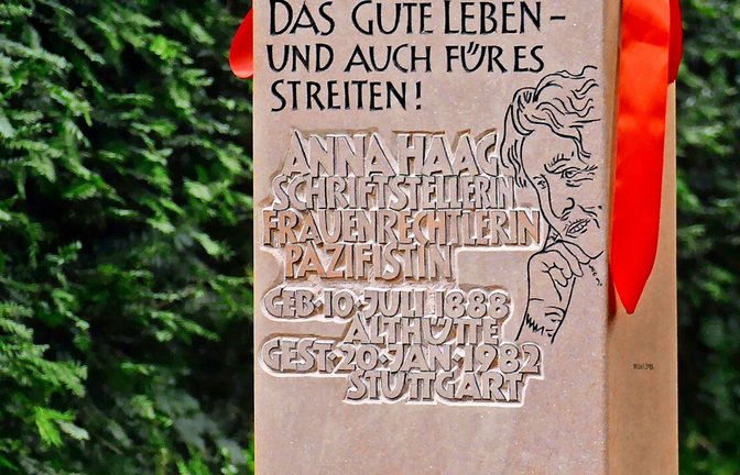 Das Anna-Haag-Denkmal auf dem Birkacher Friedhof wurde neu gestaltet.<span class='image-autor'>Foto: Torsten Schöll</span>