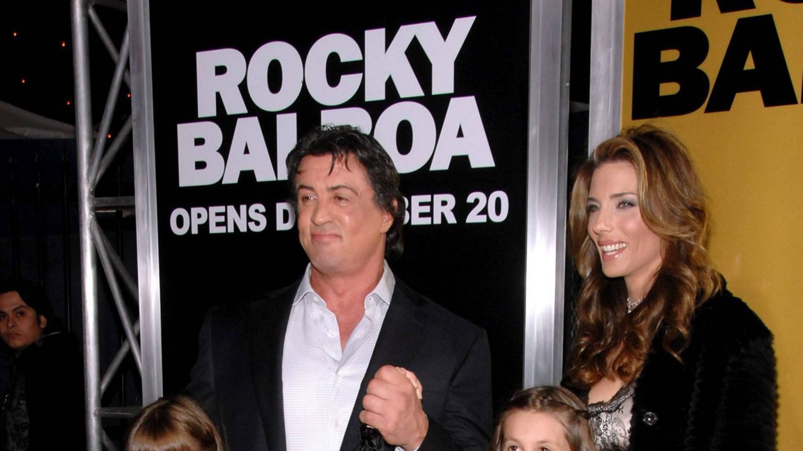Drei Mädchen hat US-Schauspieler Sylvester Stallone mit seiner dritten Frau Jennifer Flavin: Sophia, Sistine und Scarlet.Foto: IMAGO / UPI Photo
