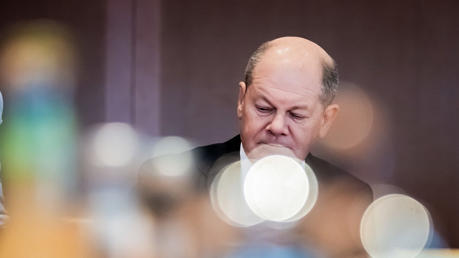 Sollte CDU-Chef Friedrich Merz Kanzler werden, will Olaf Scholz nicht mehr Teil des Kabinetts sein. (Archivbild)Foto: dpa/Christoph Soeder