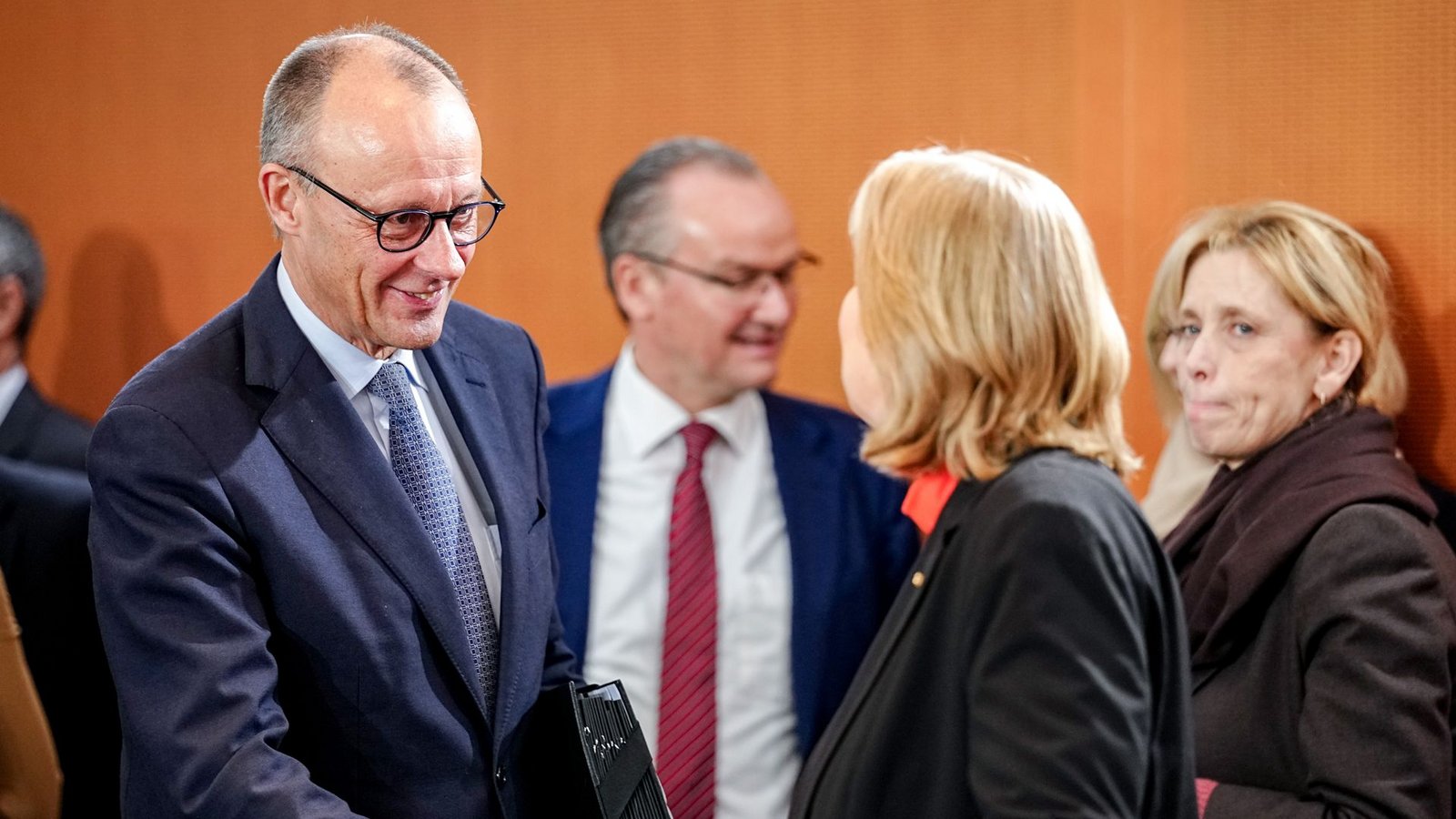 Einigung im Bürgergeld-Streit: Friedrich Merz (CDU) und Bärbel Bas (SPD)Foto: Kay Nietfeld/dpa/Kay Nietfeld Einigung im Bürgergeld-Streit: Friedrich Merz (CDU) und Bärbel Bas (SPD)Foto: Kay Nietfeld/dpa/Kay Nietfeld