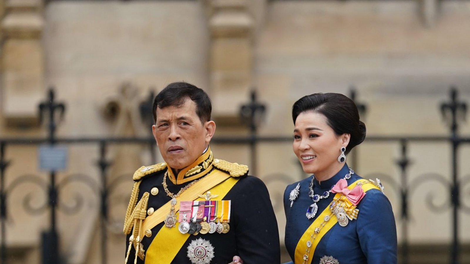König Vajiralongkorn von Thailand und Königin SuthidaFoto: dpa/Joe Giddens
