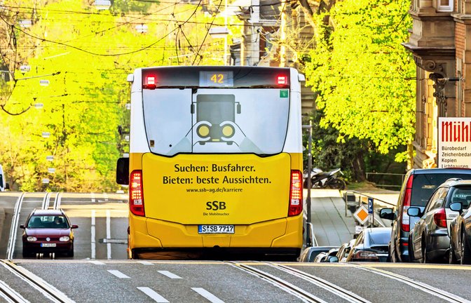 Bus und Bahn in der Region Stuttgart transportieren wieder mehr Menschen.<span class='image-autor'>Foto: Imago// Hettrich</span>