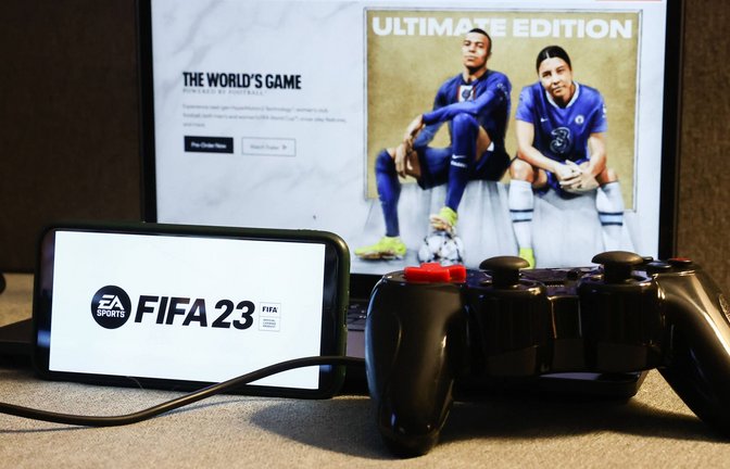 Wer die Ultimate Edition von Fifa 23 vorbestellt hat, darf bereits am Dienstag spielen und bekommt Fifa Points und Packs gutgeschrieben.<span class='image-autor'>Foto: IMAGO/NurPhoto/IMAGO/Jakub Porzycki</span>