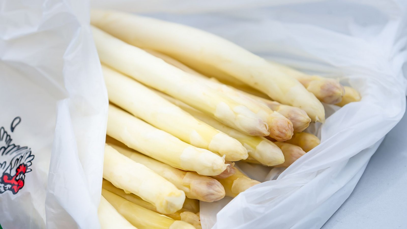 Nicht nur beliebt, sondern auch gesund: Spargel enthält reichlich Vitamine und Mineralstoffe.Foto: Eibner-Pressefoto/Sandy Dinkelacker