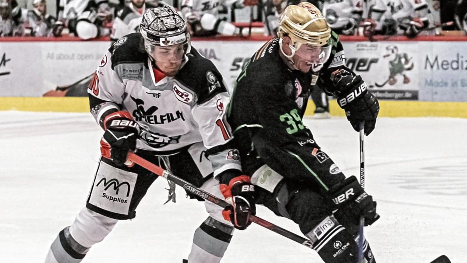 Matt McKnight (rechts) hat nichts von seiner Torgefährlichkeit der vergangenen Saison verloren. Foto: Archiv/Simecek