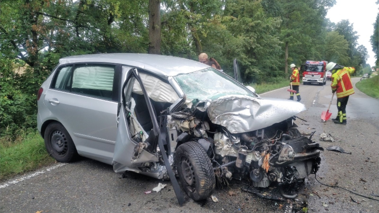 Unfall zwischen Großglattbach und Pinache Foto: Feuerwehr Wiernsheim