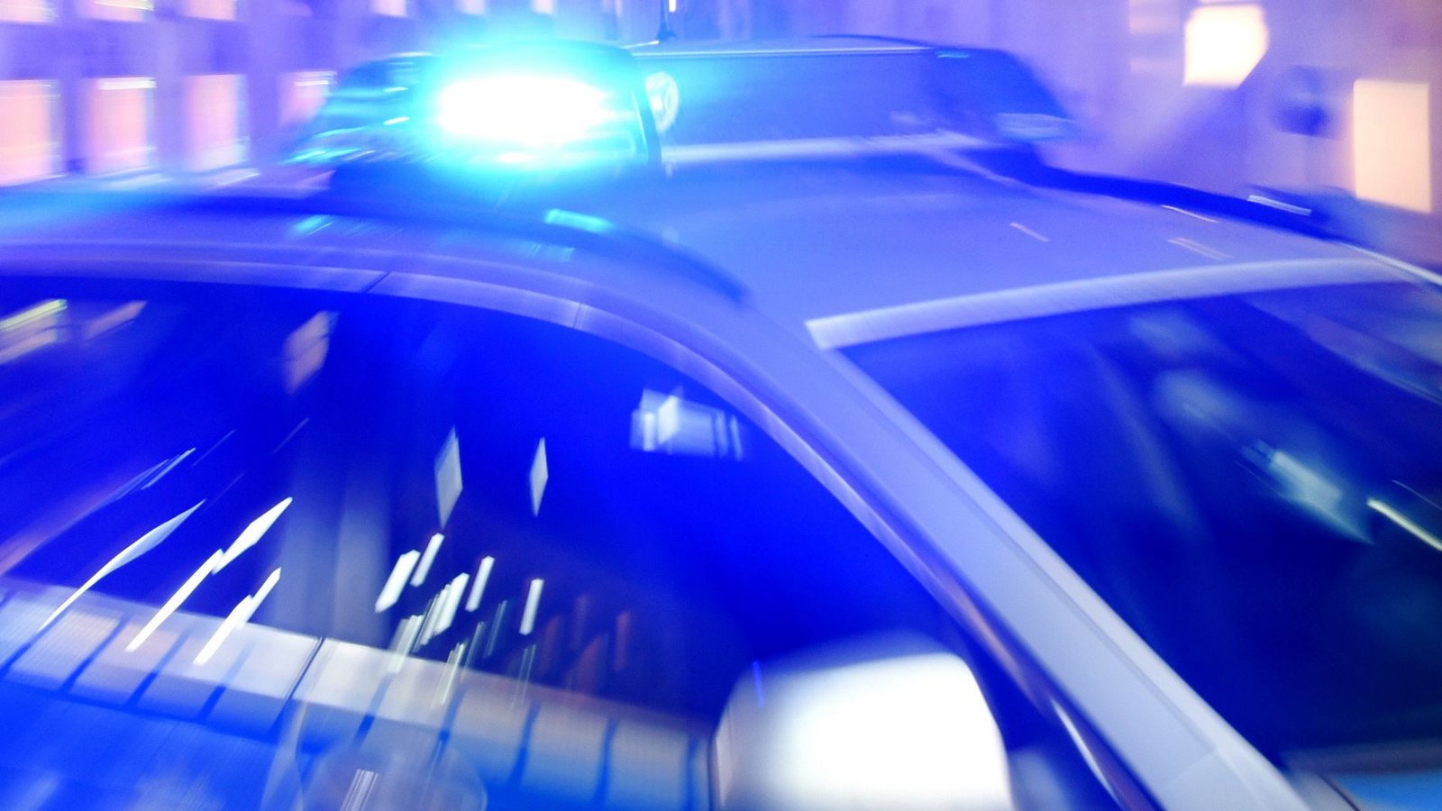 Bei der Fahndung konnten die Beamten den Mann nicht mehr aufgreifen. (Symbolbild)Foto: dpa/Carsten Rehder