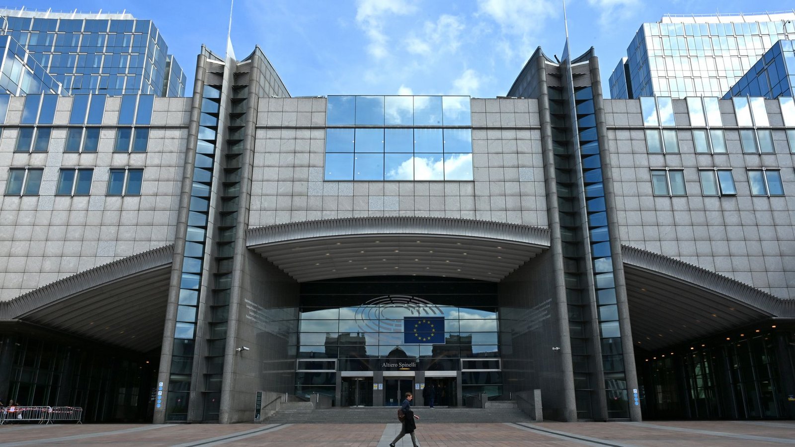 Fraktionen im EU-Parlament dürfen die ihnen zur Verfügung gestellten Mittel nur nach festgelegten Regeln ausgeben. (Archivbild)Foto: Elisa Schu/dpa Fraktionen im EU-Parlament dürfen die ihnen zur Verfügung gestellten Mittel nur nach festgelegten Regeln ausgeben. (Archivbild)Foto: Elisa Schu/dpa