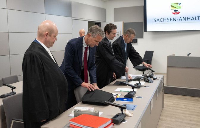 Das Gericht wird über einen verbotenen Slogan der früheren Sturmabteilung der NSDAP entscheiden, den Höcke bei einer Wahlkampfrede im Mai 2021 verwendete.<span class='image-autor'>Foto: dpa/Hendrik Schmidt</span>