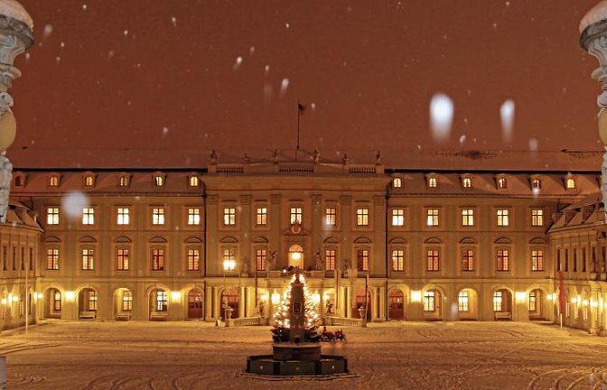 Das Führungsangebot im weihnachtlichen Residenzschloss. Foto: SSG