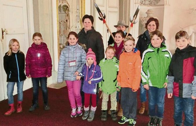 Wie lebte es sich auf einem Schloss? In Ludwigsburg gab es für die Kinder vom Schwäbischen Albverein, Ortsgruppe Häfnerhaslach, interessante Einblicke.  Foto: p