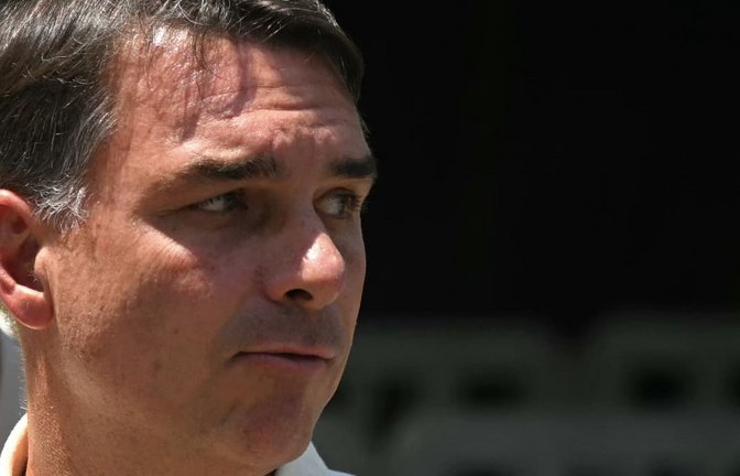 Hat Flávio Bolsonaro Brasilien trotz Ausreiseverbots verlassen? (Archivbild)<span class='image-autor'>MAURO PIMENTEL/afp</span>