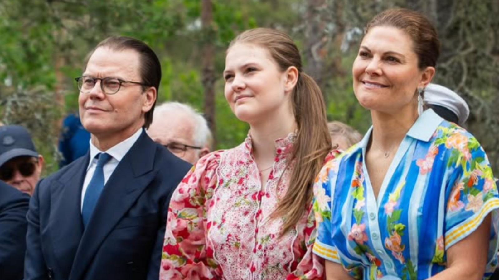v.l.: Prinz Daniel, Prinzessin Estelle und Kronprinzessin Viktoria von Schweden.Foto: instagram.com/kungahuset v.l.: Prinz Daniel, Prinzessin Estelle und Kronprinzessin Viktoria von Schweden.Foto: instagram.com/kungahuset
