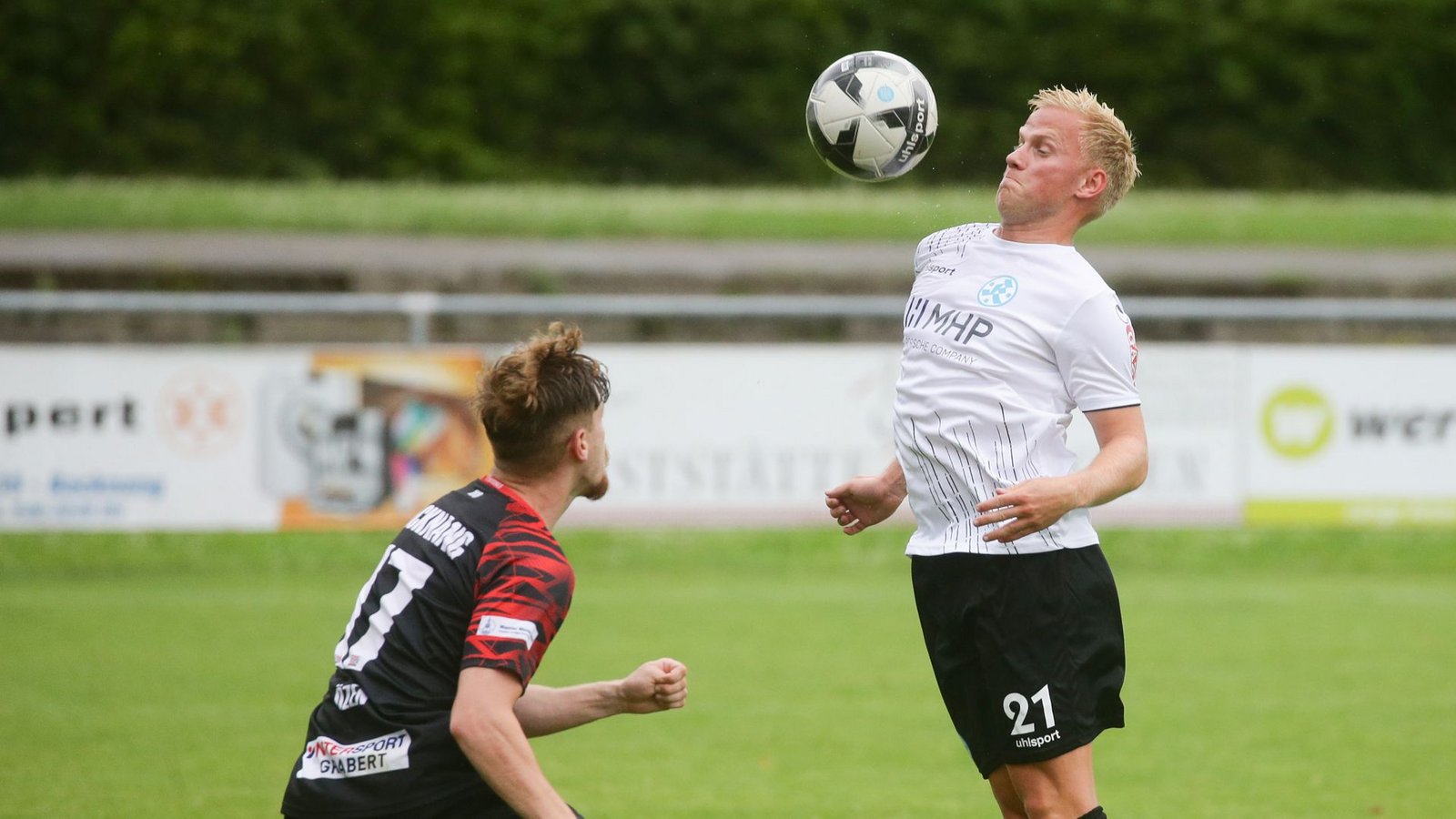 Per Lockl feierte nach der Pause sein Debüt im Kickers-Dress.Foto: Pressefoto Baumann/Hansjürgen Britsch