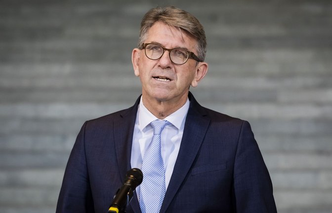 Wolfram Weimer sprach sich für die Digitalabgabe aus – doch ob sie kommt, ist trotzdem ungewiss.<span class='image-autor'>Foto: Christoph Soeder/dpa</span>