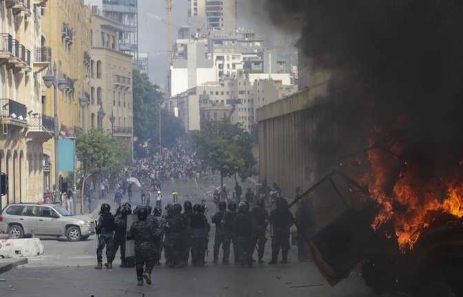 In Ramla explodierte am Donnerstag ein Auto. (Symbolbild)<span class='image-autor'>Foto: dpa/Hassan Ammar</span>
