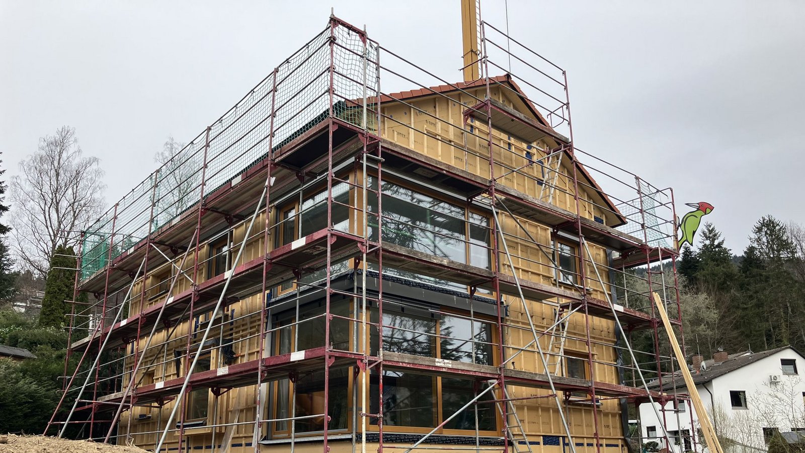 Teil einer Renaissance: In diesem Haus im Freiburger Bohrertal ist nur das Fundament noch aus Beton.

Foto: 
Joshua Kocher

Teil einer Renaissance: In diesem Haus im Freiburger Bohrertal ist nur das Fundament noch aus Beton.Foto: Joshua Kocher