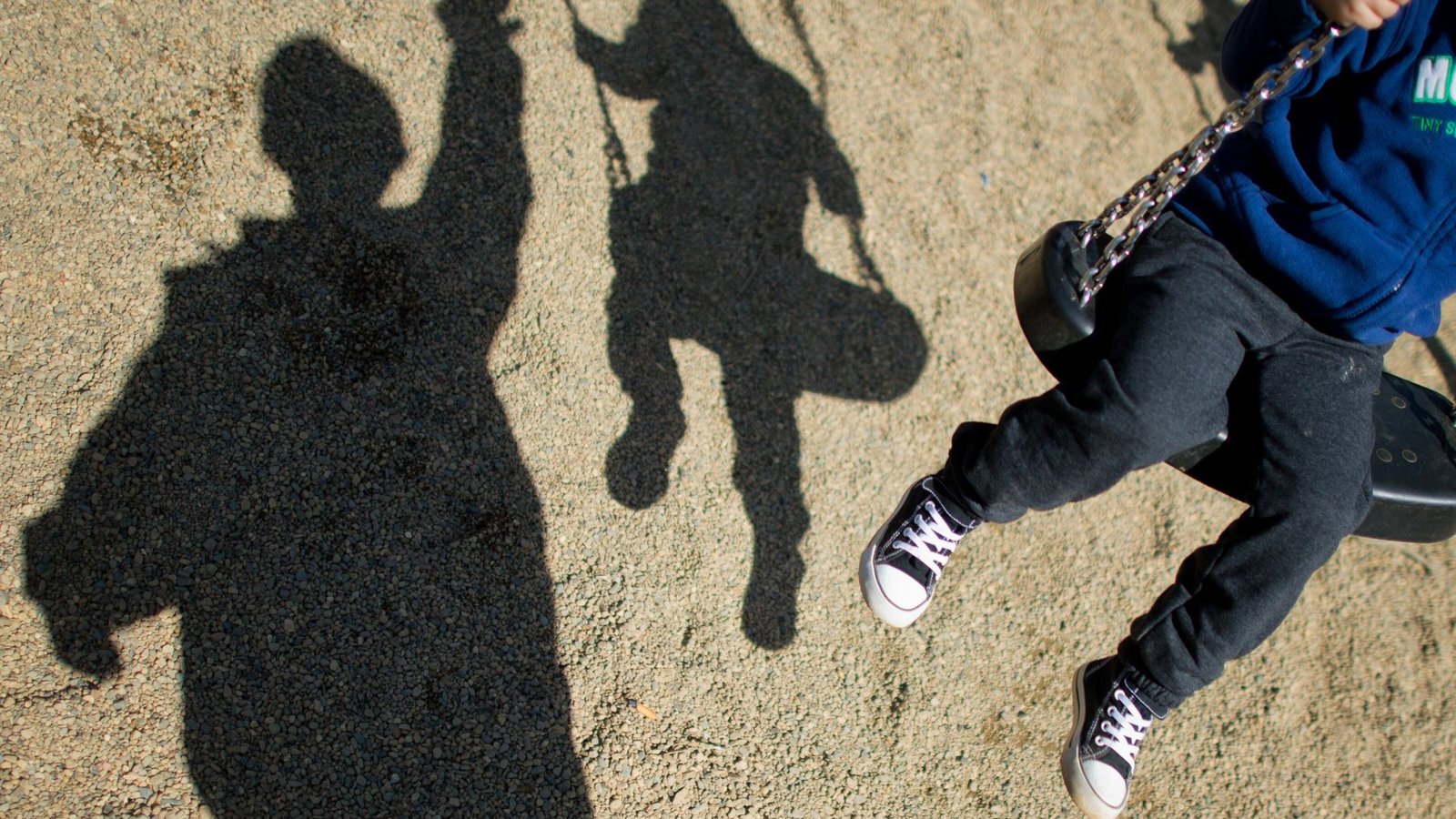 Familiengerichte sollen nach den Vorstellungen des Bundesjustizministeriums im Kinderschutzverfahren künftig soziale Trainingskurse und Gewaltpräventionsberatungen anordnen können. (Symbolbild)Foto: Julian Stratenschulte/dpa/dpa-tmn Familiengerichte sollen nach den Vorstellungen des Bundesjustizministeriums im Kinderschutzverfahren künftig soziale Trainingskurse und Gewaltpräventionsberatungen anordnen können. (Symbolbild)Foto: Julian Stratenschulte/dpa/dpa-tmn