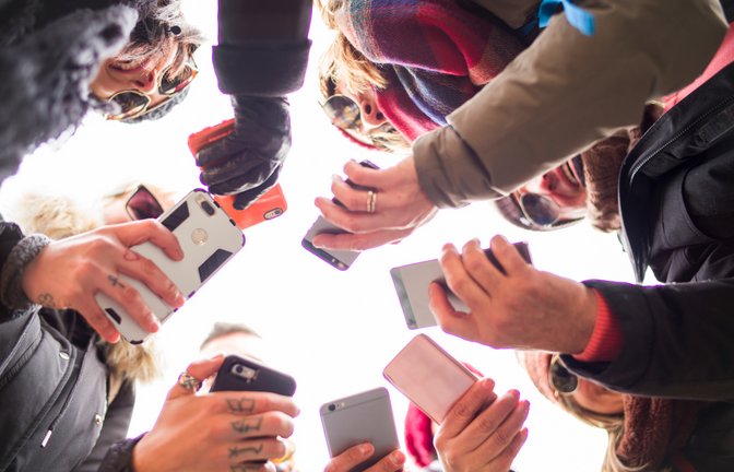 In Australien gibt es bald eine Altersbeschränkung für Social Media.<span class='image-autor'>Foto: Jose Luis Carrascosa / shutterstock.com</span>
