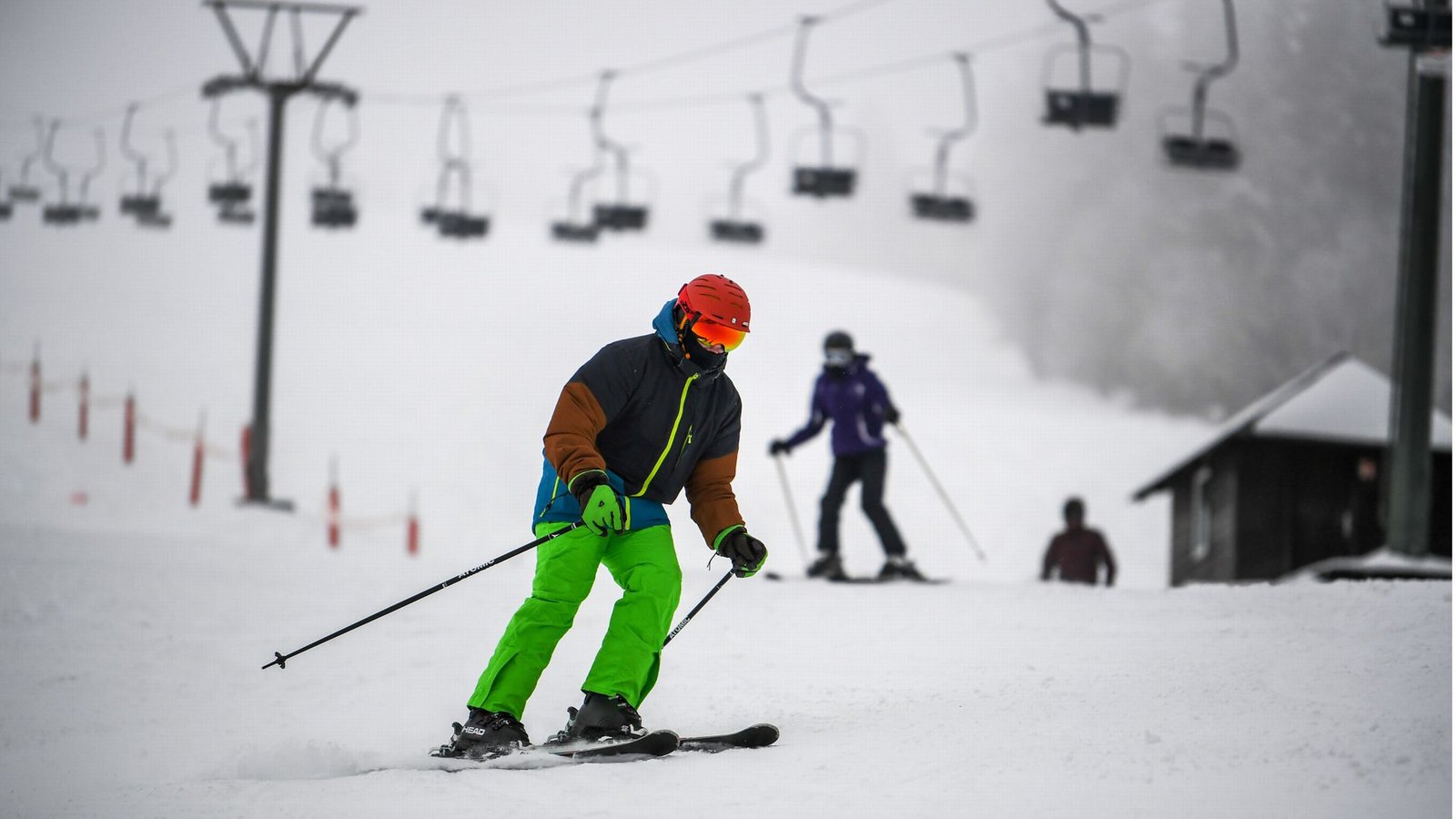 Am Feldberg herrschen weiterhin gute Schneeverhältnisse.Foto: Patrick Seeger/dpa/Patrick Seeger