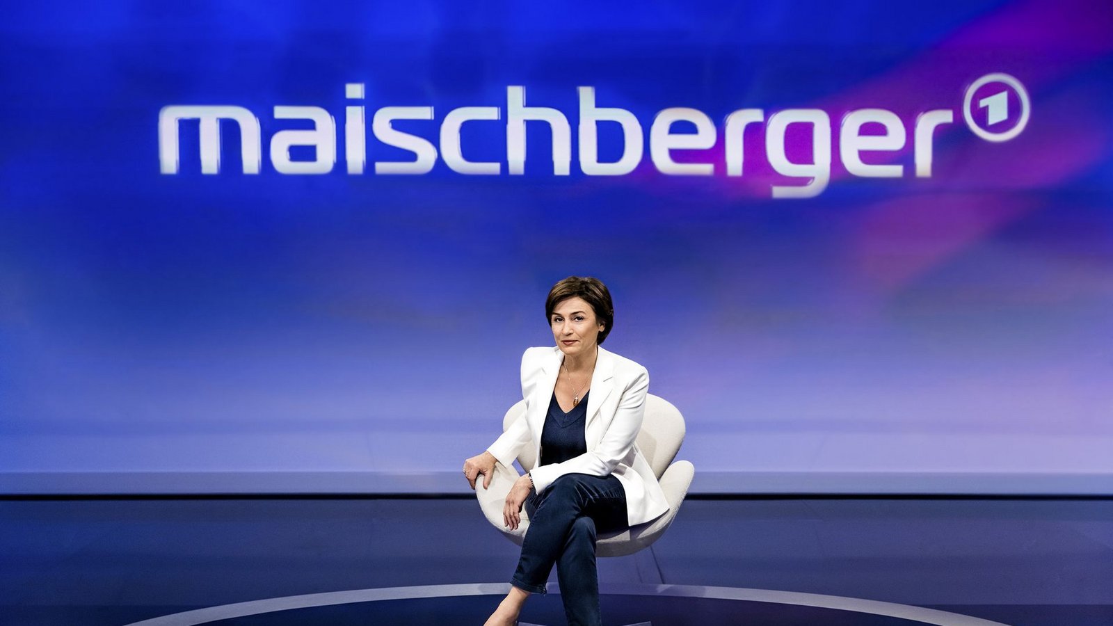 Sandra Maischberger empfängt zwei Mal die Woche Gäste in ihrer Talkshow.Foto: dpa/Thomas Kierok