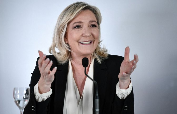 Marien Le Pen ist wegen Veruntreuung von 4,1 Millionen Euro an EU-Geldern zu vier Jahren Haft verurteilt worden.<span class='image-autor'>Foto: AFP/Stephane de  Sakutin</span>