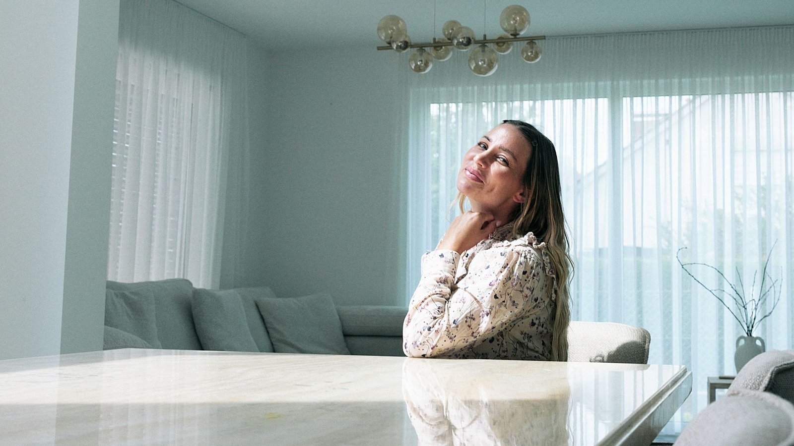 Nina Anhan, als unsere Zeitung bei einer Homestory bei ihr zuhause war. Damals schien vieles noch ziemlich perfekt.Foto: creamy fabrics/Marc Schäfer/STZ Nina Anhan, als unsere Zeitung bei einer Homestory bei ihr zuhause war. Damals schien vieles noch ziemlich perfekt.Foto: creamy fabrics/Marc Schäfer/STZ