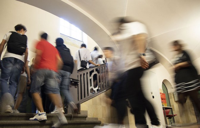 Wer in Deutschland arm geboren wird, hat es schwerer, einen guten Schulabschluss zu bekommen.<span class='image-autor'>Foto: Lichtgut/Leif Piechowski</span>