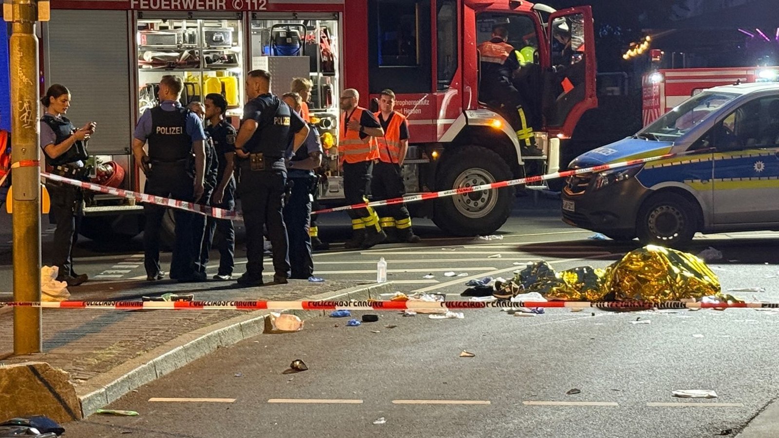 Bei dem Scooter-Unfall stirbt ein 23-jähriges Zwillings-Bruderpaar. (Archivbild)Foto: Mike Seeboth/dpa Bei dem Scooter-Unfall stirbt ein 23-jähriges Zwillings-Bruderpaar. (Archivbild)Foto: Mike Seeboth/dpa