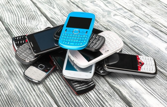 Was tun mit den alten Handys?<span class='image-autor'>Foto: Billion Photos / shutterstock.com</span>