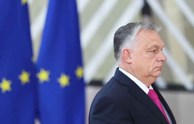 Ungarns Ministerpräsident Viktor Orbán fällt in der EU  eher durch Blockaden und Konfrontation auf, nicht als Vermittler.<span class='image-autor'>Foto: Imago/Xinhua/Zhao Dingzhe</span>