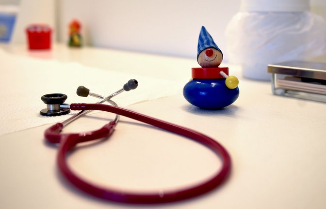 Die Lage in den Kinderstationen bleibt angespannt.<span class='image-autor'>Foto: dpa/Britta Pedersen</span>